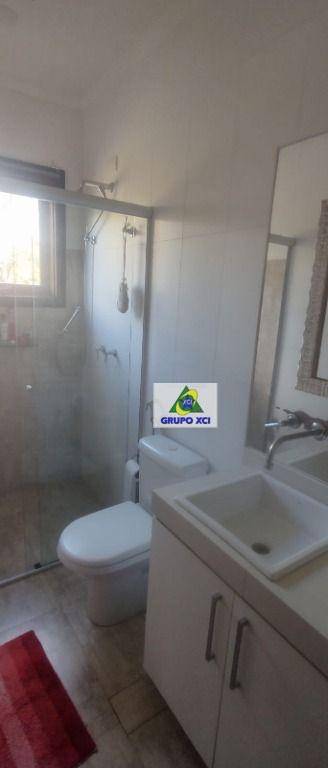 Casa de Condomínio à venda com 3 quartos, 221m² - Foto 21