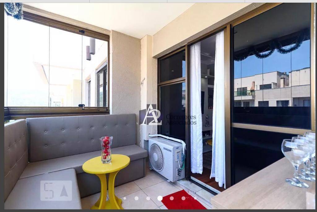 Apartamento à venda com 2 quartos, 75m² - Foto 21