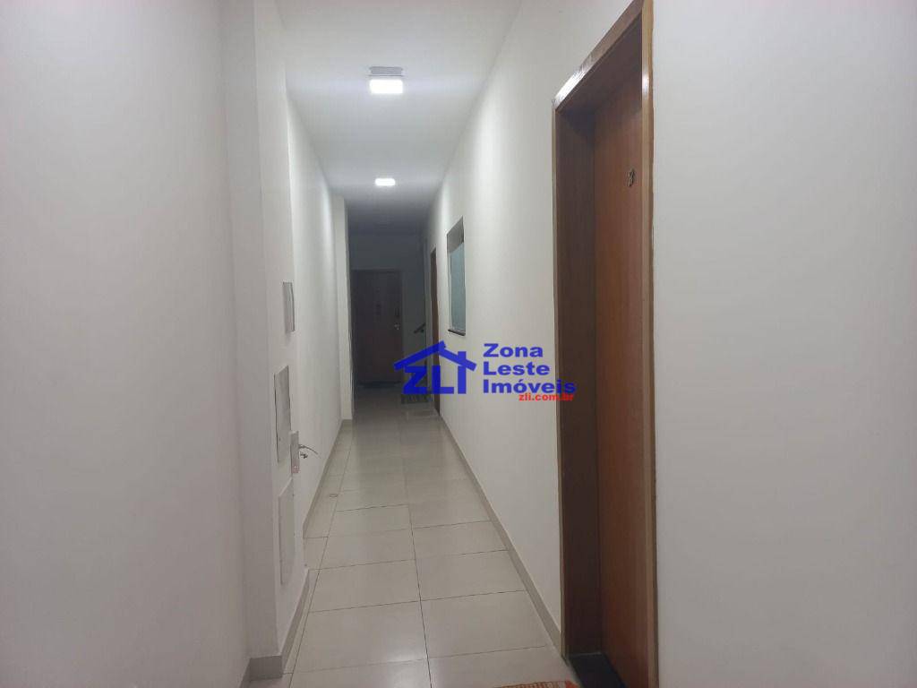 Apartamento à venda com 2 quartos, 42m² - Foto 3