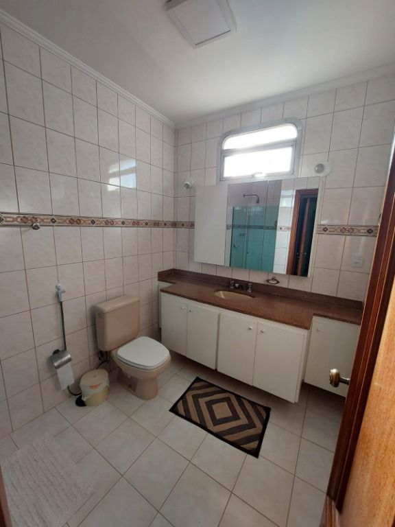 Apartamento à venda com 3 quartos, 149m² - Foto 13