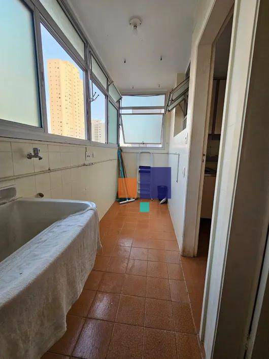 Apartamento à venda com 2 quartos, 68m² - Foto 13