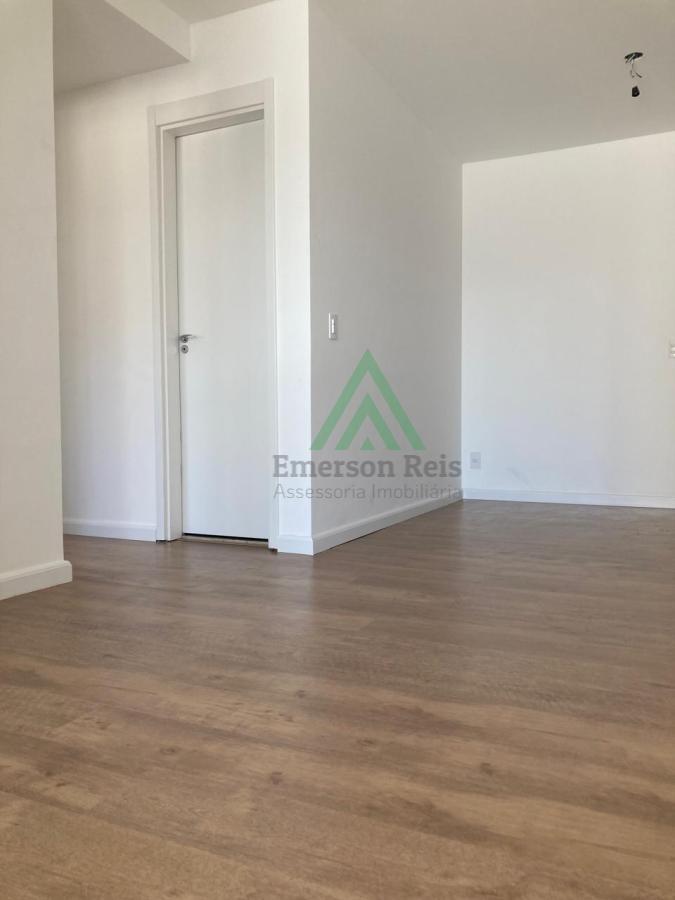 Casa à venda com 2 quartos, 141m² - Foto 14