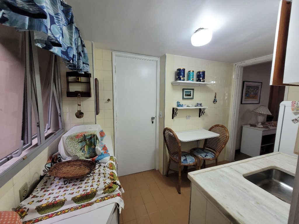 Apartamento à venda com 2 quartos, 60m² - Foto 15