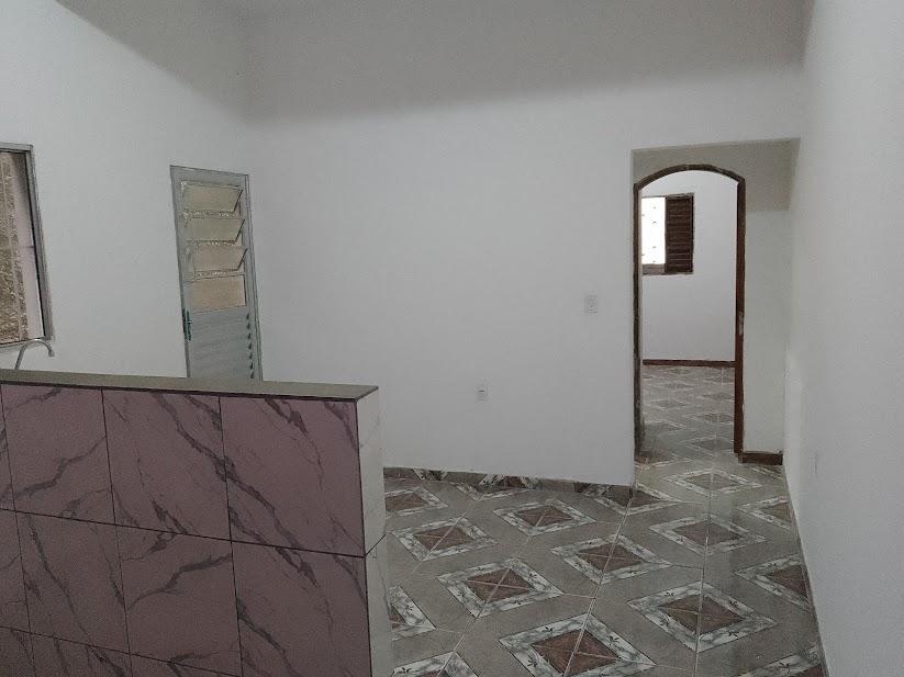 Casa para alugar com 1 quarto, 50m² - Foto 20