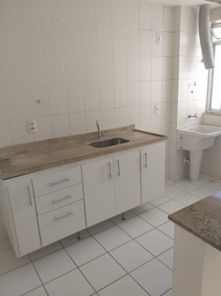 Apartamento à venda com 2 quartos, 90m² - Foto 4