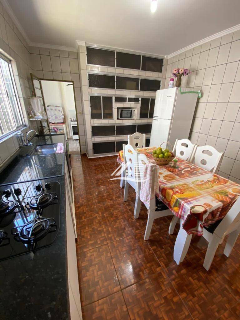 Casa à venda com 2 quartos, 143m² - Foto 13