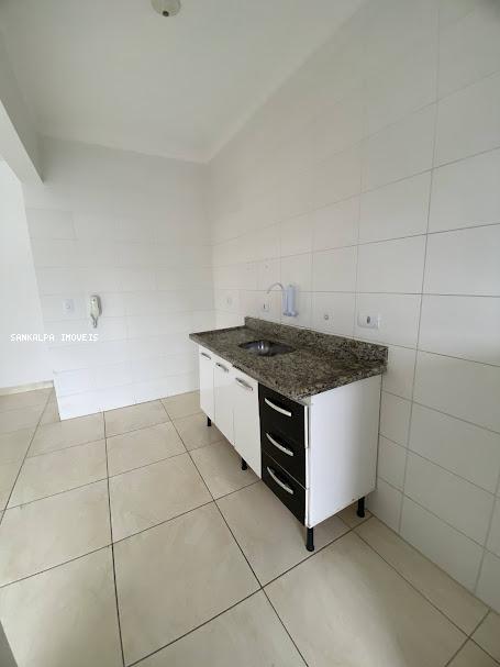 Apartamento à venda com 2 quartos, 57m² - Foto 14