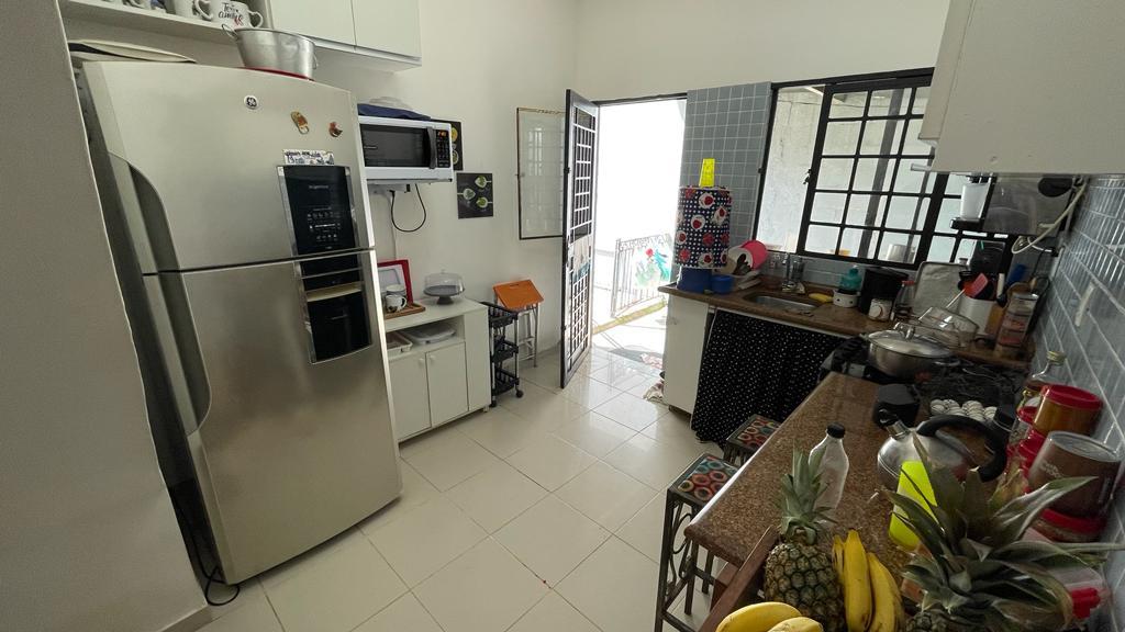 Casa de Condomínio à venda com 4 quartos, 360m² - Foto 13