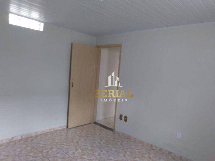 Casa à venda com 4 quartos, 250m² - Foto 18