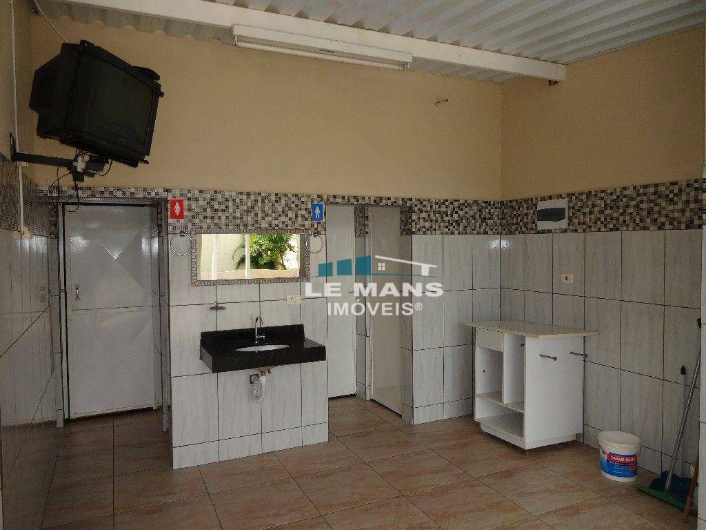 Chácara à venda com 4 quartos, 450m² - Foto 41