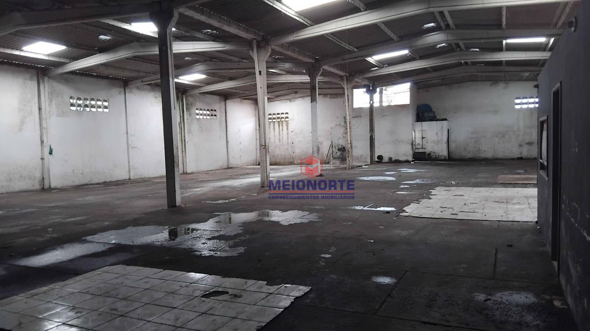 Depósito-Galpão-Armazém à venda e aluguel, 850m² - Foto 2