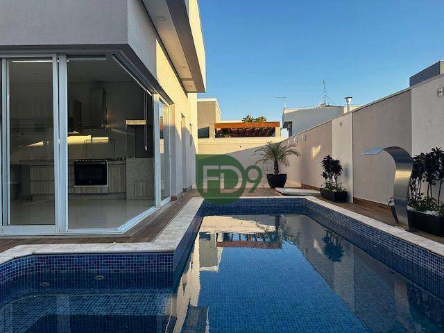 Casa de Condomínio à venda com 3 quartos, 330m² - Foto 2