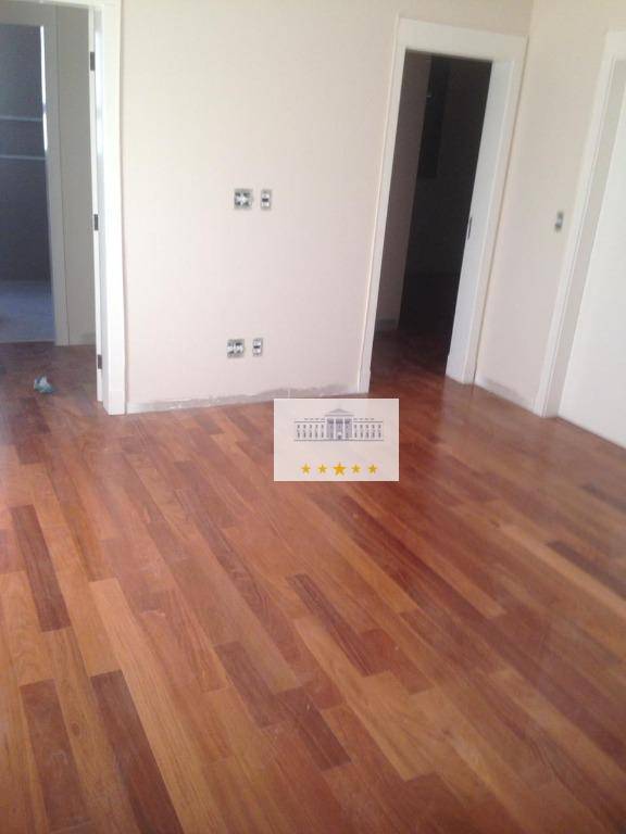 Apartamento à venda com 3 quartos, 204m² - Foto 4