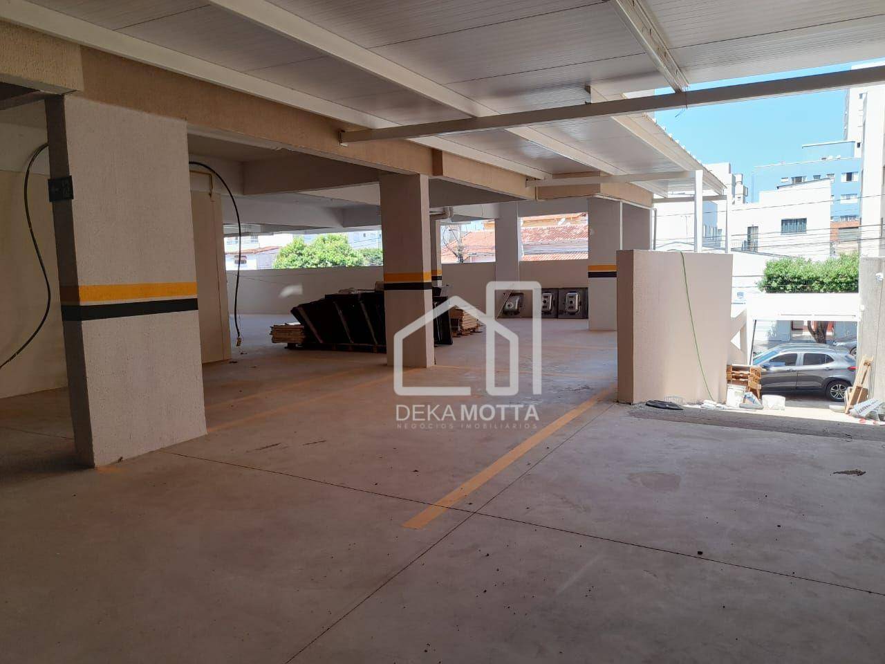 Apartamento à venda com 2 quartos, 67m² - Foto 8