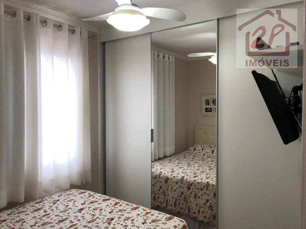 Apartamento à venda com 2 quartos, 60m² - Foto 15