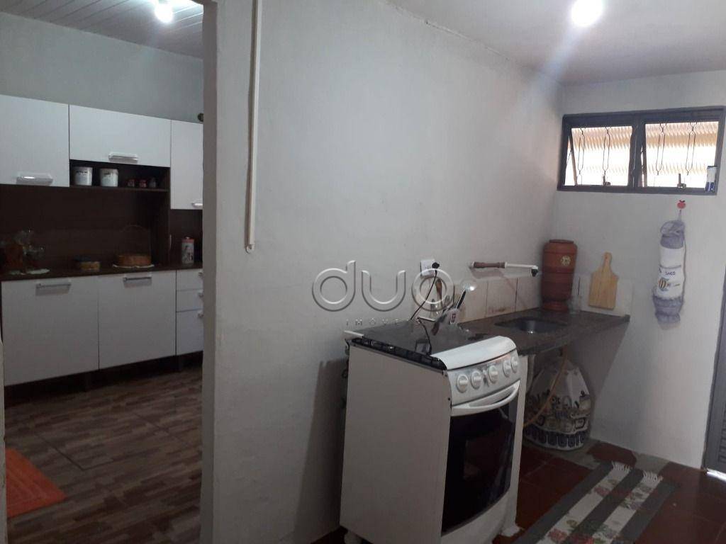 Casa à venda com 2 quartos, 60m² - Foto 11