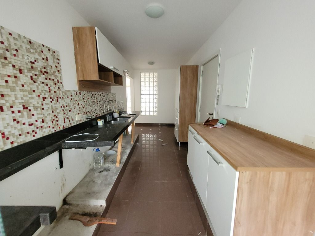 Apartamento à venda com 4 quartos, 160m² - Foto 17