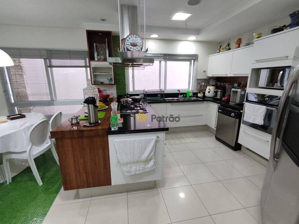 Casa de Condomínio à venda com 4 quartos, 531m² - Foto 23