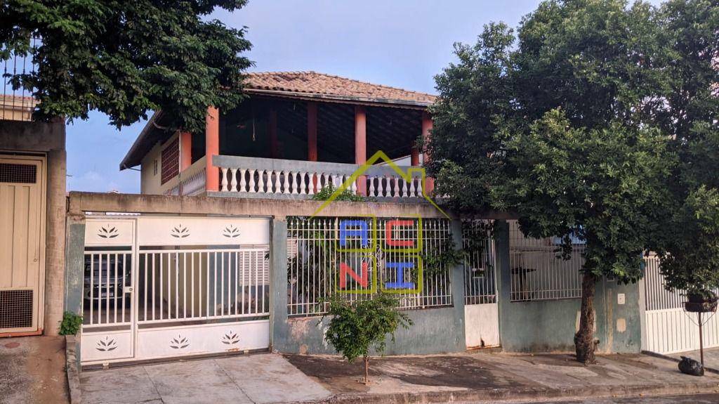 Casa à venda com 5 quartos, 200m² - Foto 33