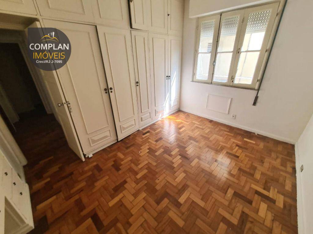 Apartamento à venda com 3 quartos, 120m² - Foto 17