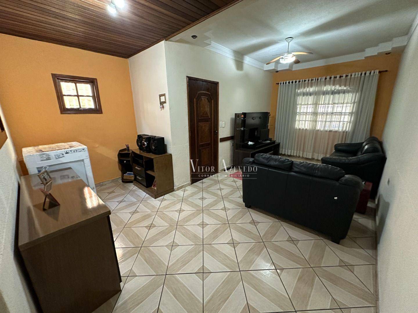 Casa à venda com 2 quartos, 150m² - Foto 3