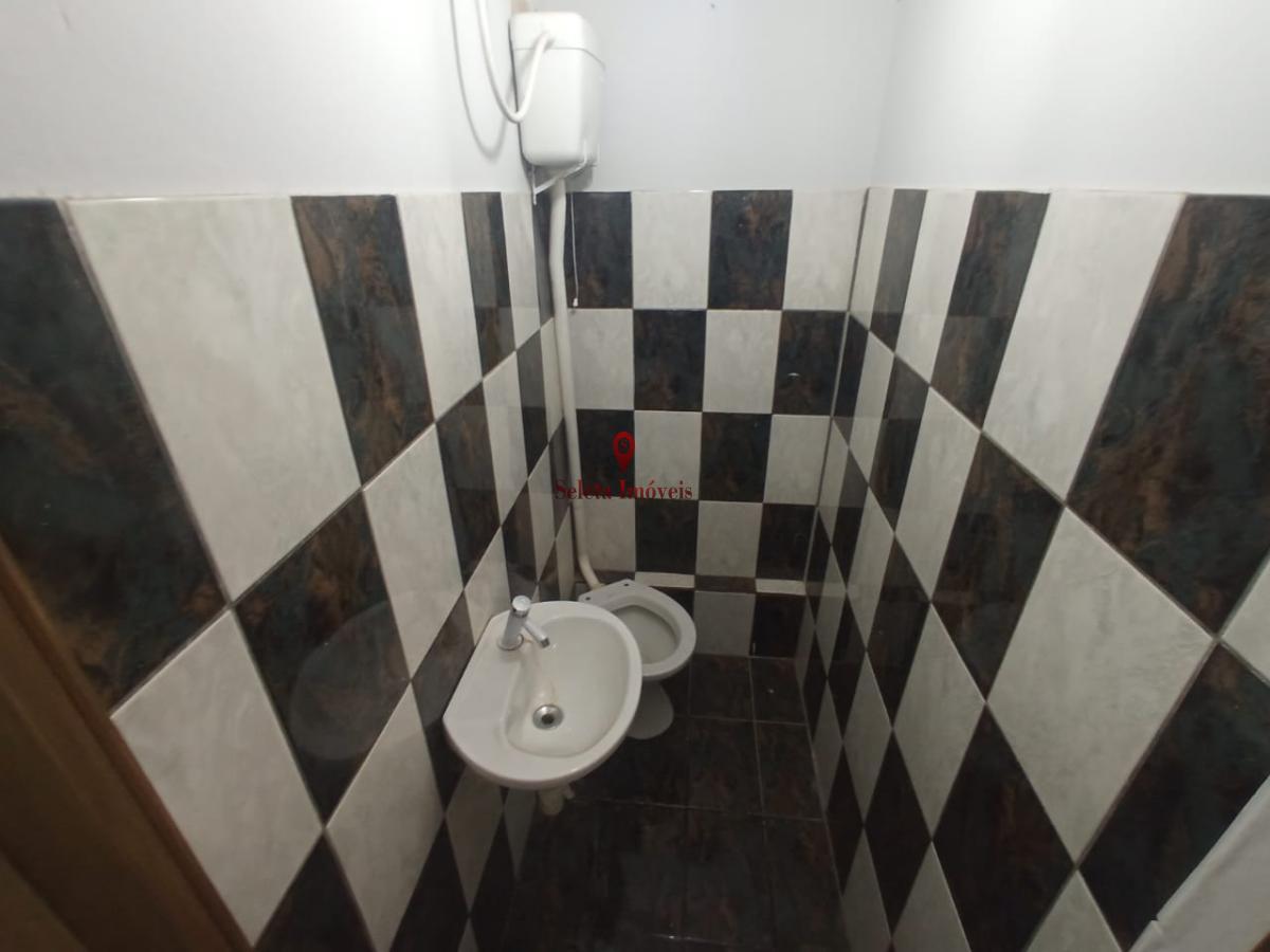 Casa à venda com 3 quartos, 200m² - Foto 32