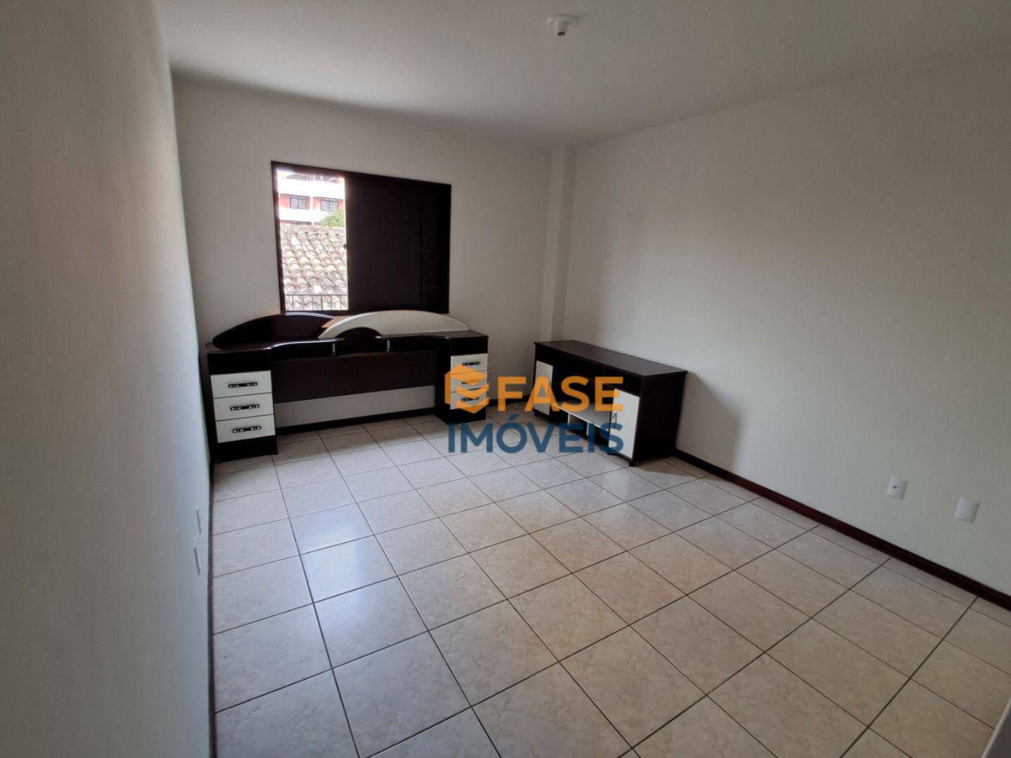 Apartamento à venda com 3 quartos, 155m² - Foto 10