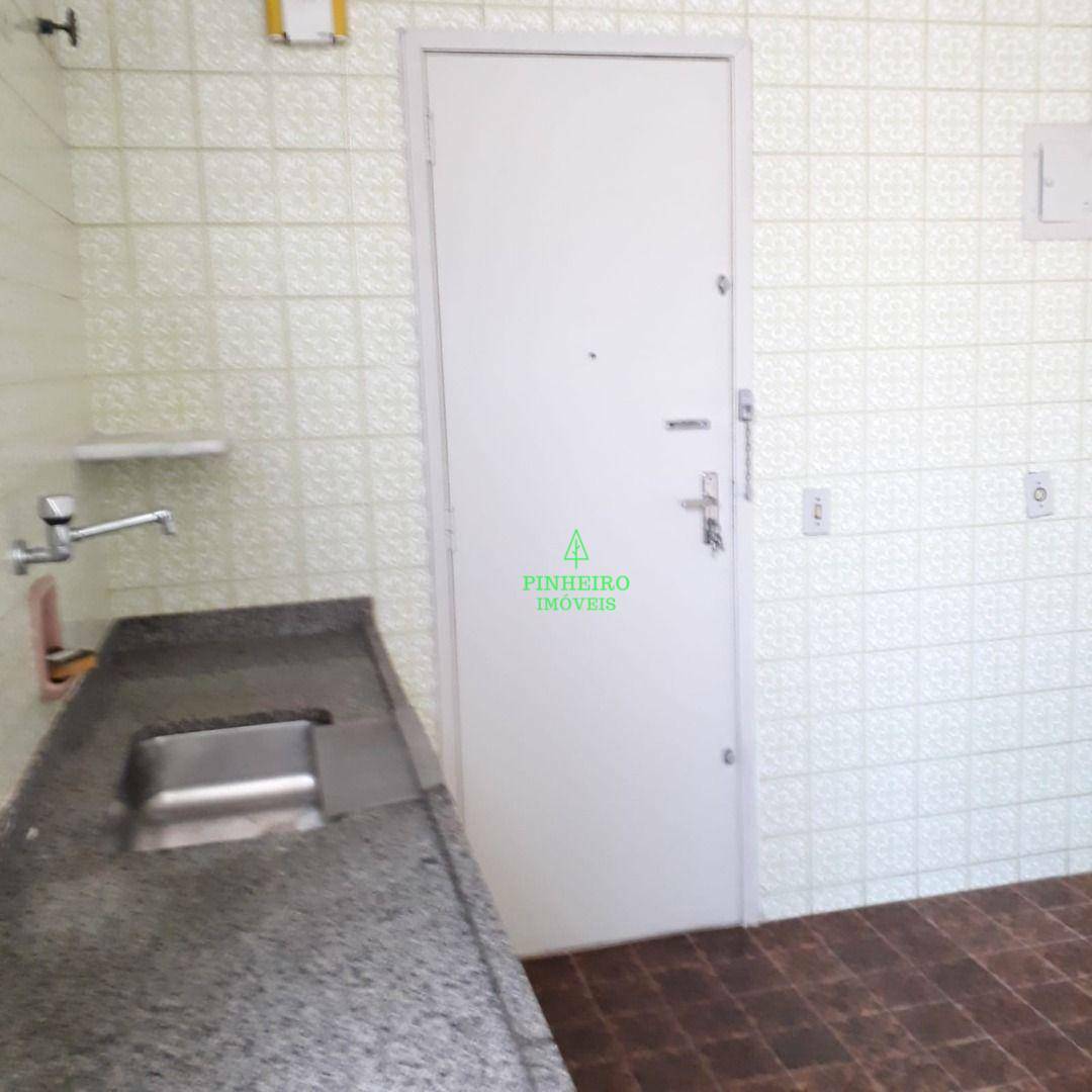 Apartamento à venda com 2 quartos, 80m² - Foto 8