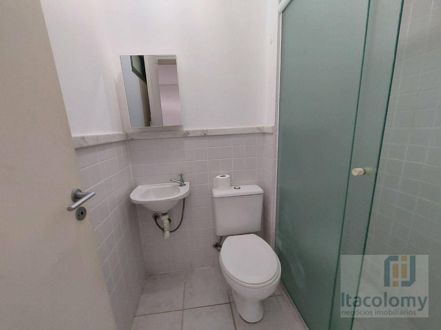Casa de Condomínio para alugar com 3 quartos, 180m² - Foto 30