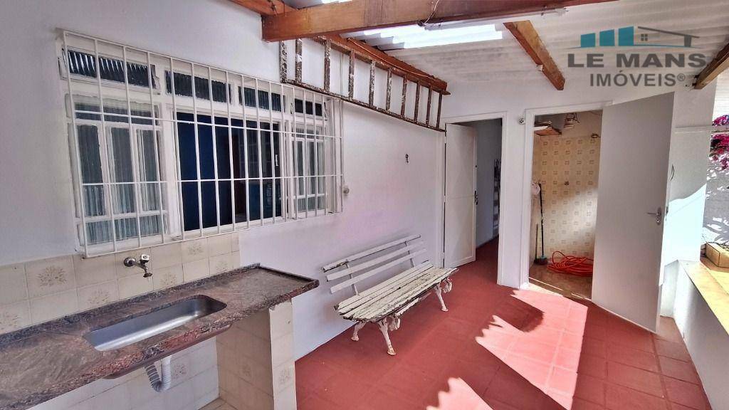 Casa à venda com 2 quartos, 194m² - Foto 7