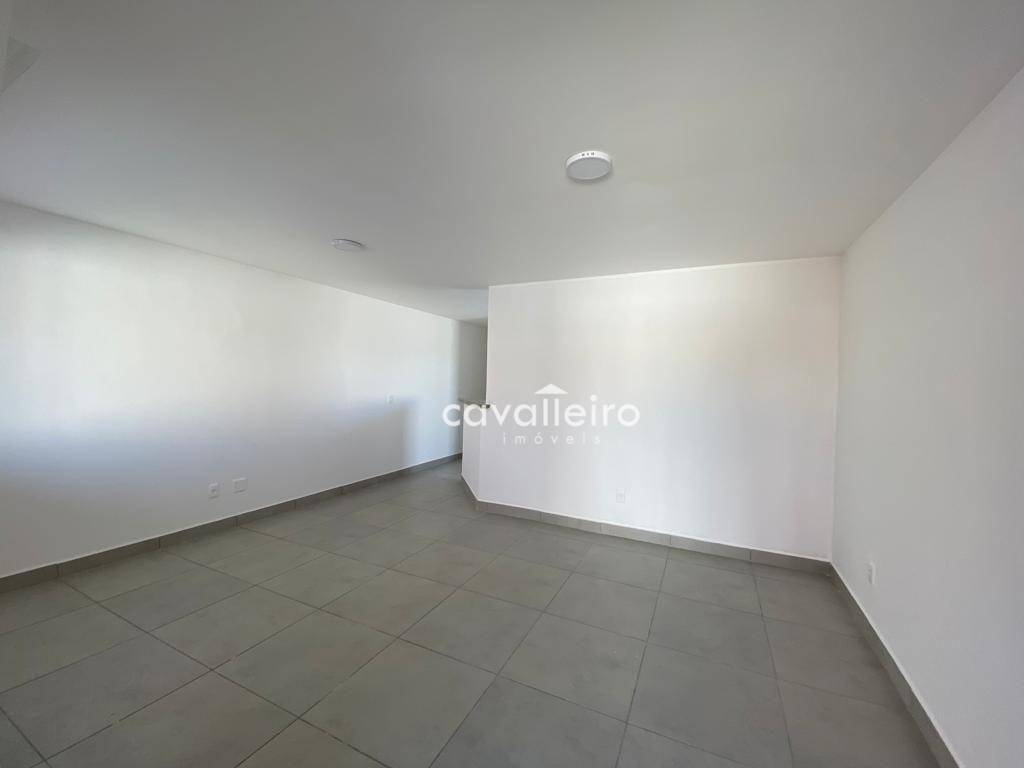 Casa à venda com 3 quartos, 120m² - Foto 3