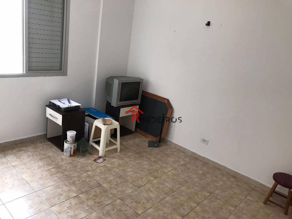 Apartamento à venda com 2 quartos, 70m² - Foto 8