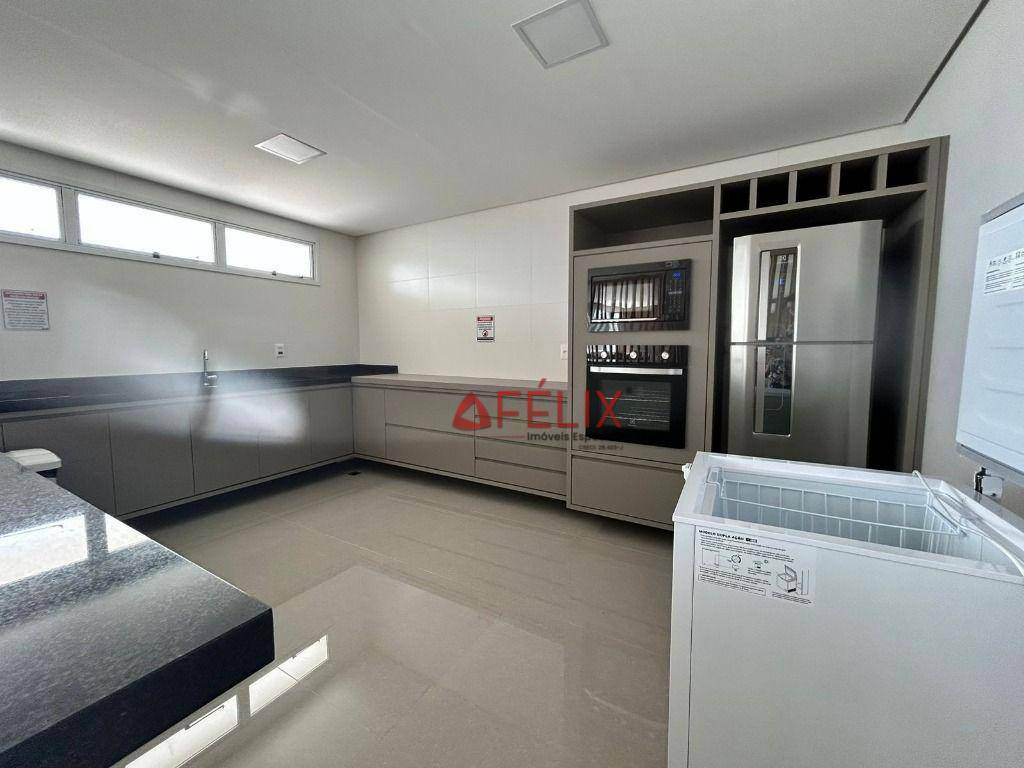 Apartamento à venda com 3 quartos, 142m² - Foto 50