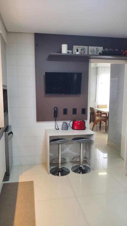 Apartamento para alugar com 3 quartos, 232m² - Foto 9