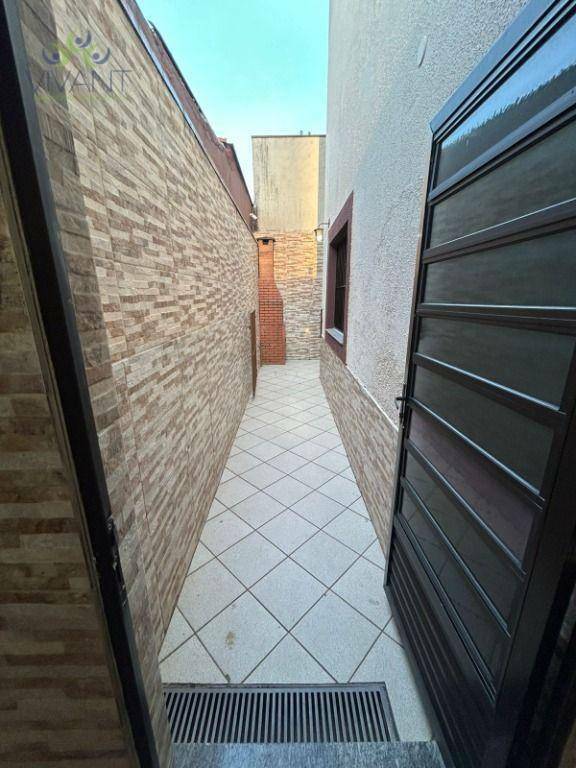 Sobrado à venda com 3 quartos, 136m² - Foto 4