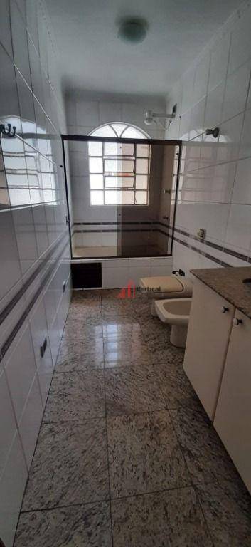 Sobrado para alugar com 3 quartos, 170m² - Foto 9