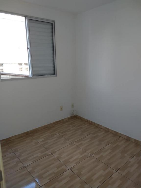 Apartamento à venda com 2 quartos, 50m² - Foto 2