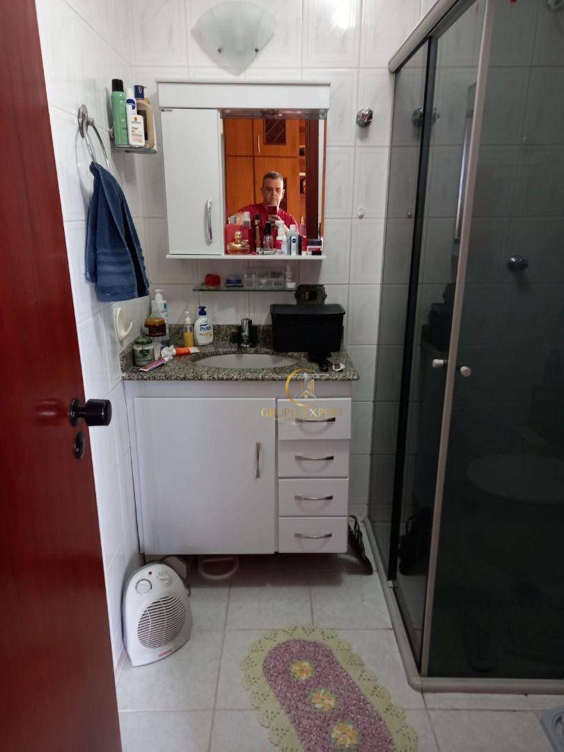 Apartamento à venda com 3 quartos, 107m² - Foto 18