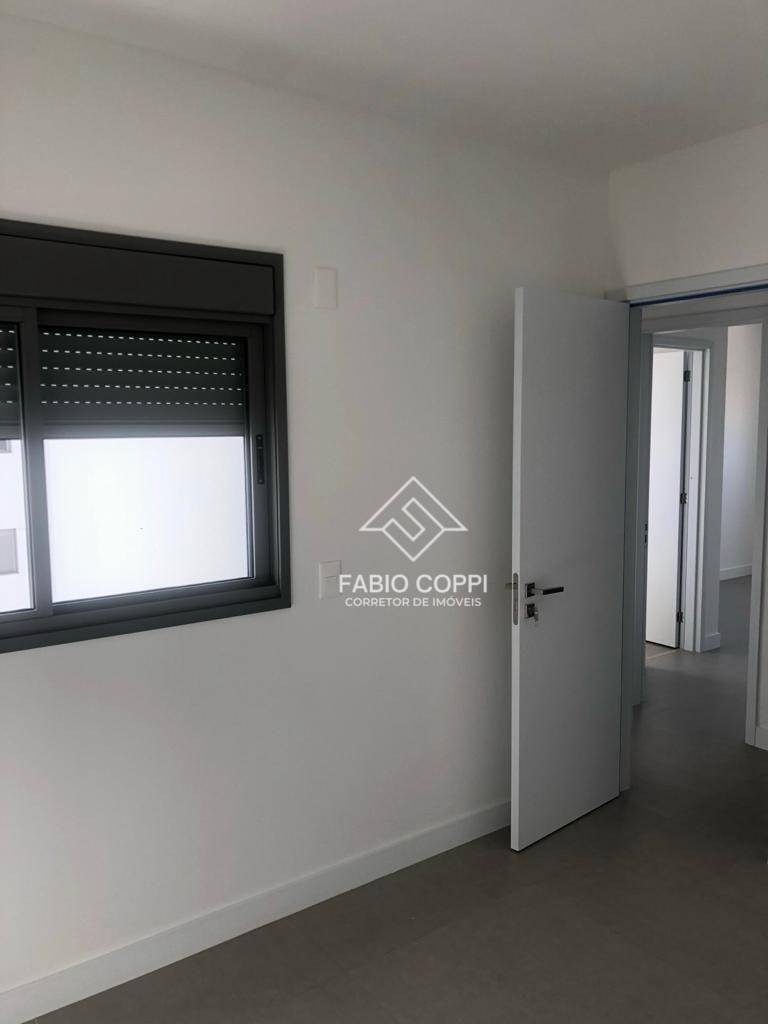 Apartamento à venda com 3 quartos, 96m² - Foto 8