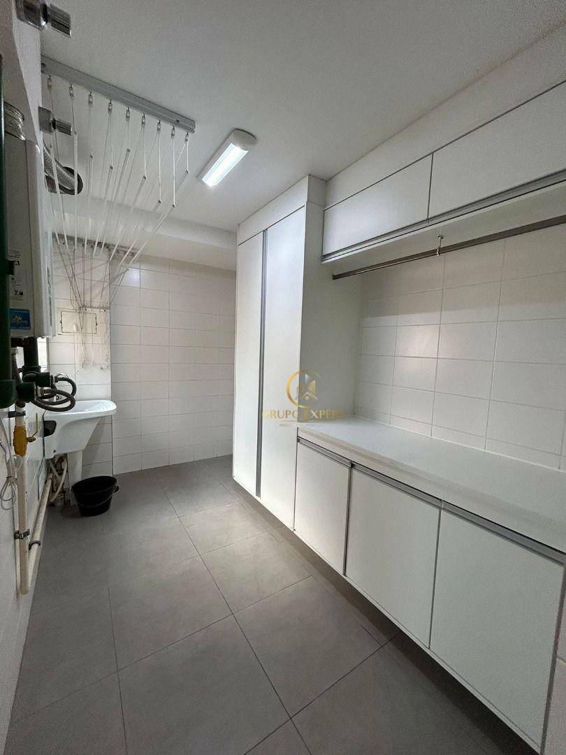 Apartamento para alugar com 3 quartos, 182m² - Foto 10