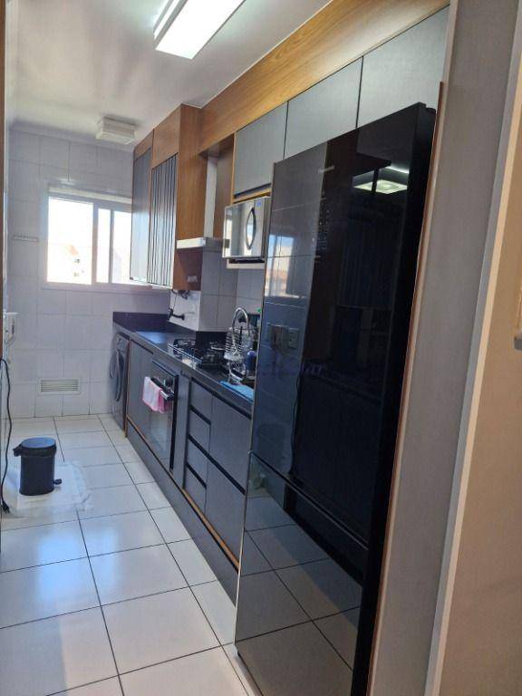 Apartamento à venda com 2 quartos, 68m² - Foto 14