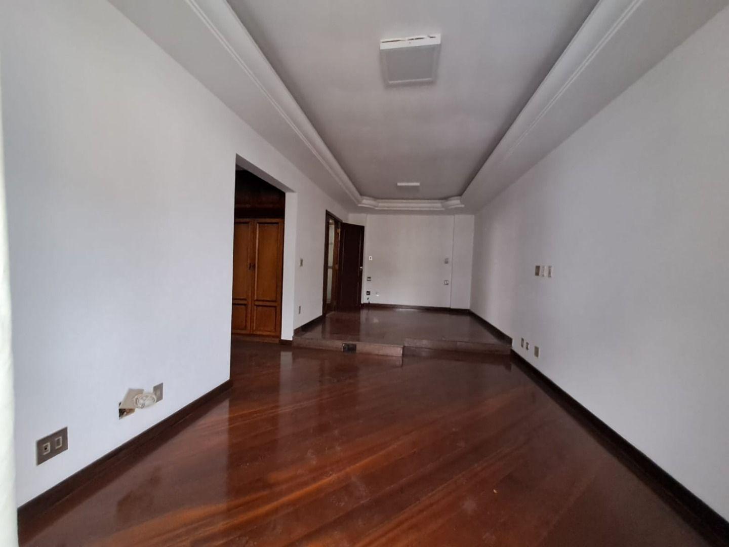 Apartamento à venda com 4 quartos, 313m² - Foto 3