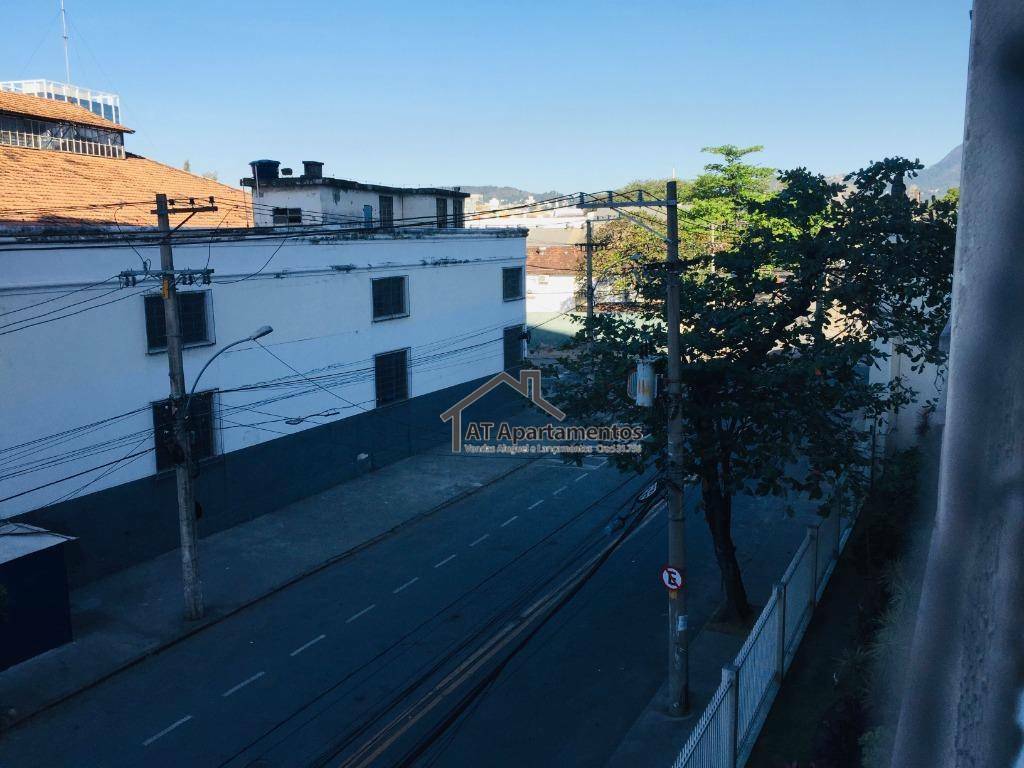 Apartamento para alugar com 2 quartos, 55m² - Foto 25