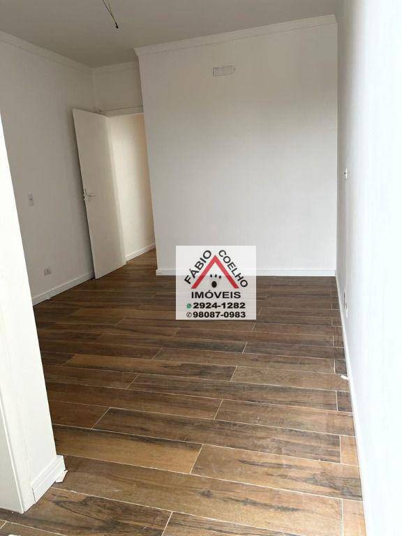 Casa à venda com 3 quartos, 108m² - Foto 13