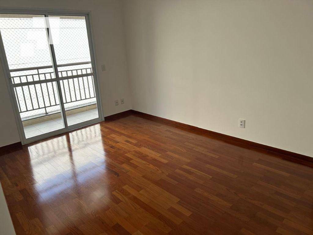 Apartamento para alugar com 2 quartos, 71m² - Foto 2