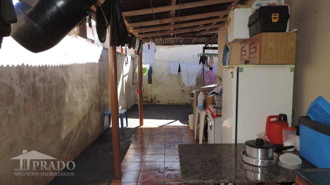 Casa à venda com 3 quartos, 101m² - Foto 23