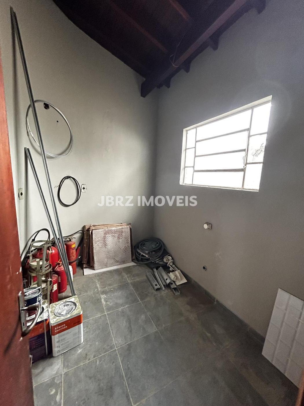 Casa à venda com 3 quartos, 180m² - Foto 7