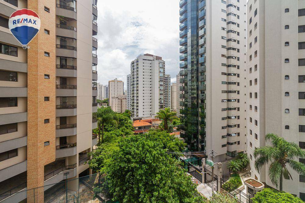 Apartamento à venda com 3 quartos, 126m² - Foto 50