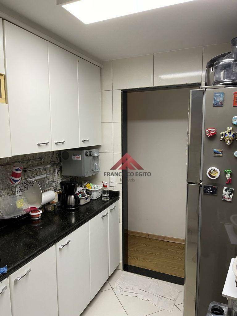 Apartamento à venda com 2 quartos, 67m² - Foto 17