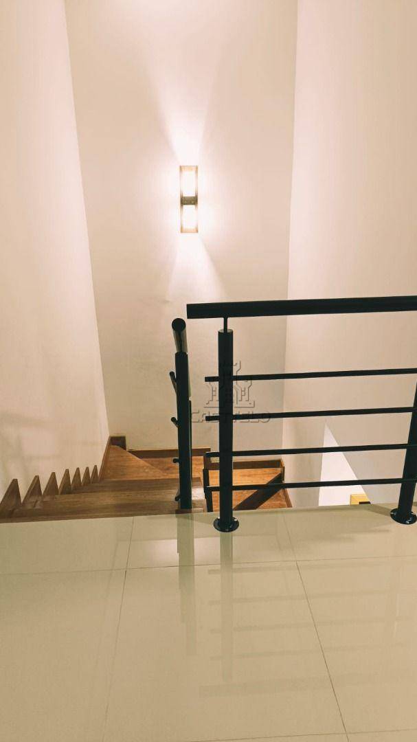 Sobrado, 5 quartos, 268 m² - Foto 4